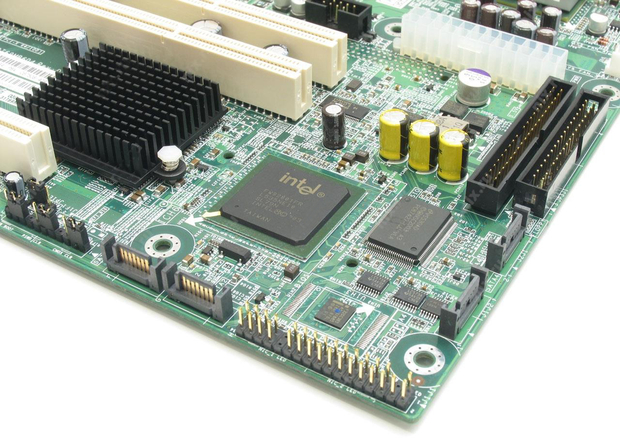 Материнская плата INTEL SE7221BK1 Entry Server Board